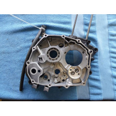 Blok Kartr prava strana motor 250 vzduch rozvod OHC