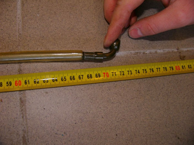 Hadice brzdova - vedeni delka cca 72cm 90 stupnu