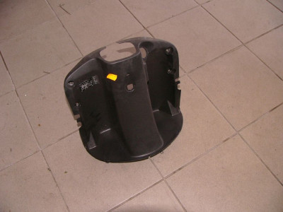 kryt pred nohy a riditek - plast - Kingway