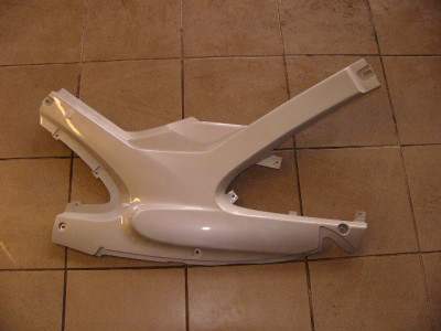 pravý plastový kryt XYST260 Xingyue Sport 300