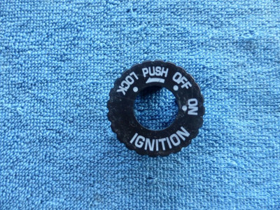 Plast spinacka spinaci skrinka scutr