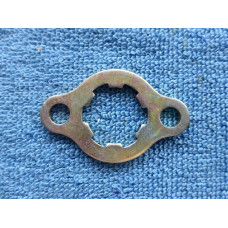 Podlozka zajisteni pro motory 250