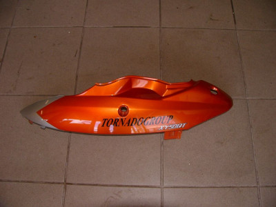 pravy kryt - plast po sedlo skutr Kingway