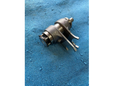 Presuvnik prevodovka pro motory YX 160