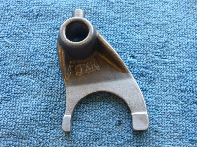 presuvnik stromek vidlicka JXR