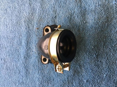 příruba karburátoru 50cc 4T - 1x podtlak