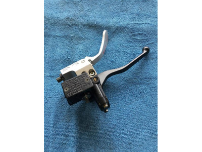 Pupa brzda + parkovaci