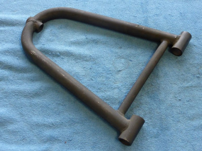 rameno horni Hyundai SG300 prava leva