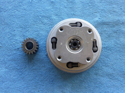 Spojka pro motory 50-70-90- 110-125cc typ 3