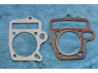 Tesneni pod hlavu a valec pro motory 125 vrtani 54mm