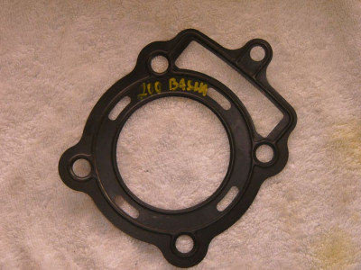 tesneni pod hlavu - plech motor 200cc vodou