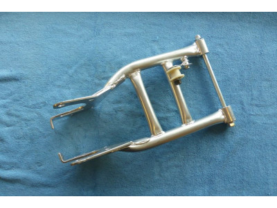 kyvka zadní kyvná vidlice ATV 150-200-250